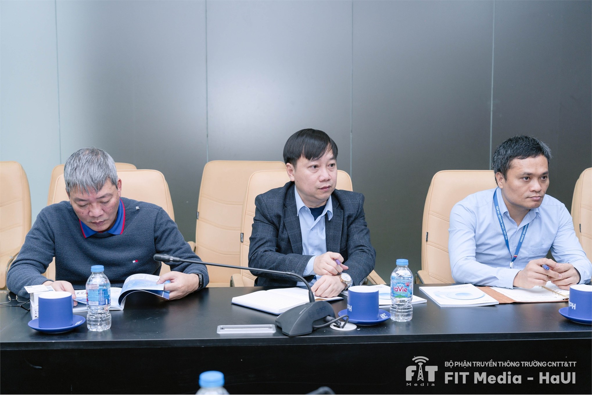 Trường Công nghệ Thông tin và Truyền thông HaUI làm việc với CMC Telecom: Thúc đẩy hợp tác đào tạo và chuyển đổi số