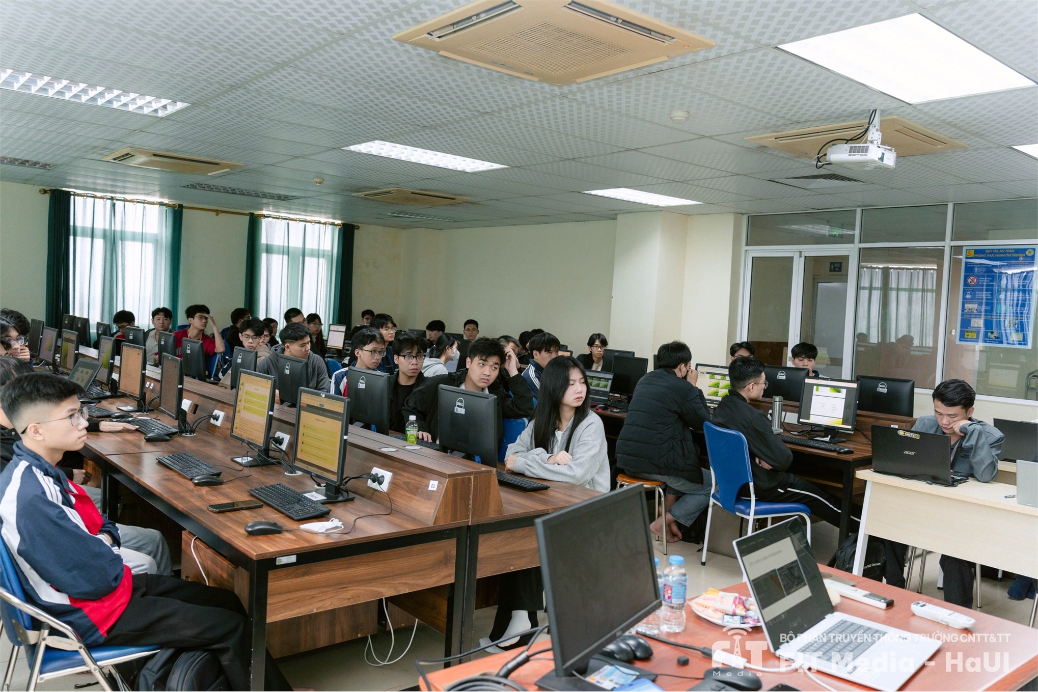 Hội thảo “Fundamentals of Deep Learning” – Lan tỏa tri thức nền tảng, thúc đẩy năng lực nghiên cứu và ứng dụng AI