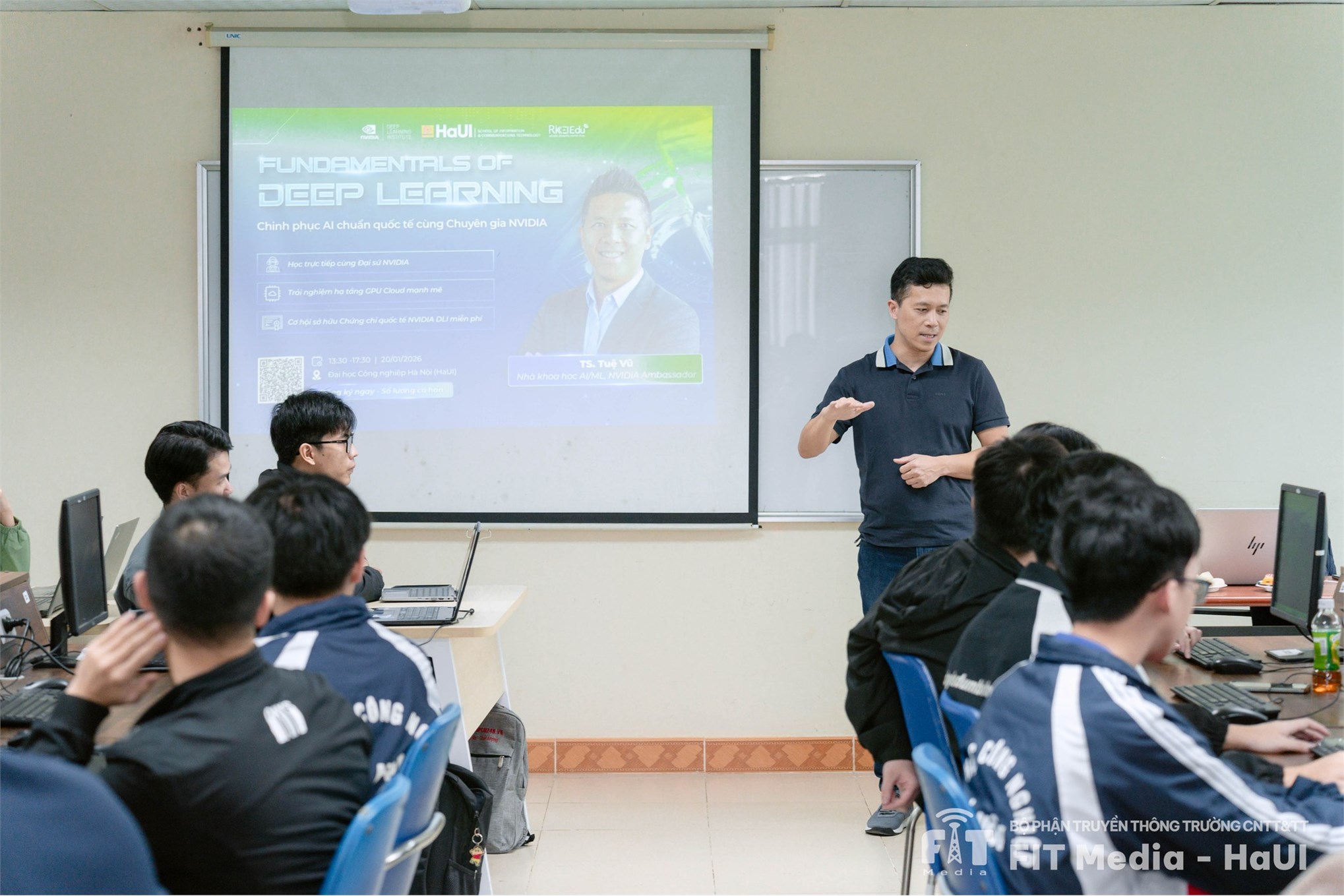 Hội thảo “Fundamentals of Deep Learning” – Lan tỏa tri thức nền tảng, thúc đẩy năng lực nghiên cứu và ứng dụng AI