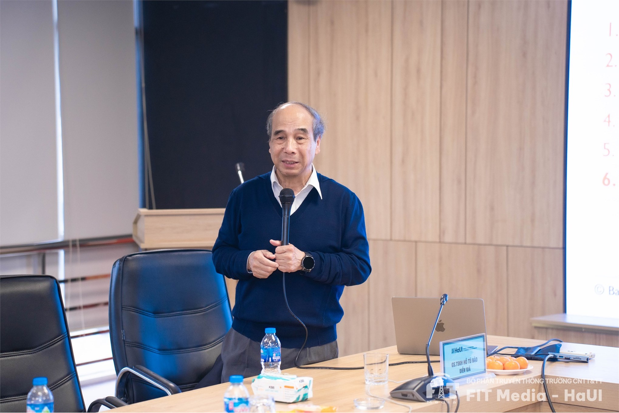 Hội thảo nghiên cứu khoa học dành cho nghiên cứu sinh lĩnh vực Máy tính và Công nghệ thông tin