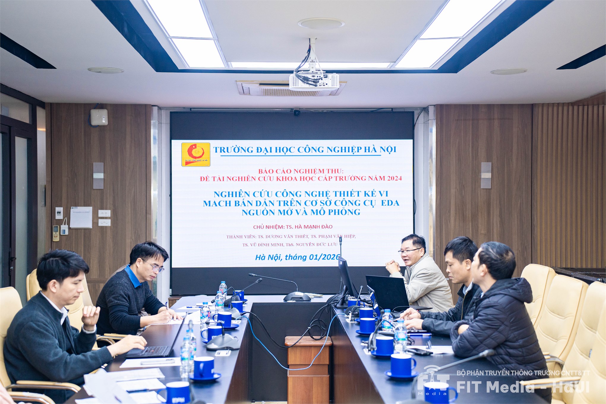 Nghiệm thu đề tài nghiên cứu khoa học cấp Trường: Nghiên cứu công nghệ thiết kế vi mạch bán dẫn trên cơ sở công cụ EDA nguồn mở và mô phỏng