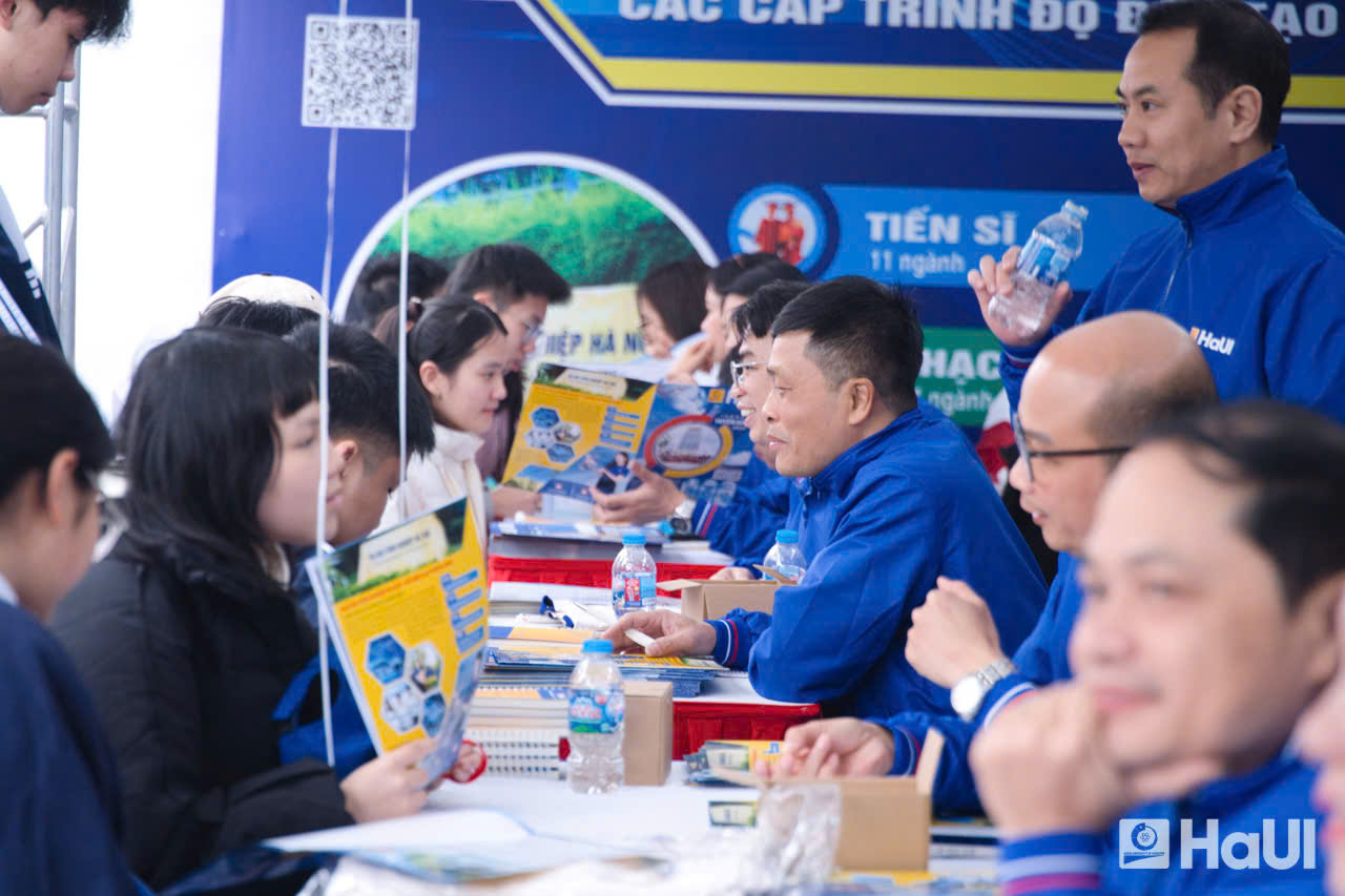 SICT kết nối và định hướng nghề nghiệp cho học sinh Phú Thọ tại chương trình tư vấn tuyển sinh 2026