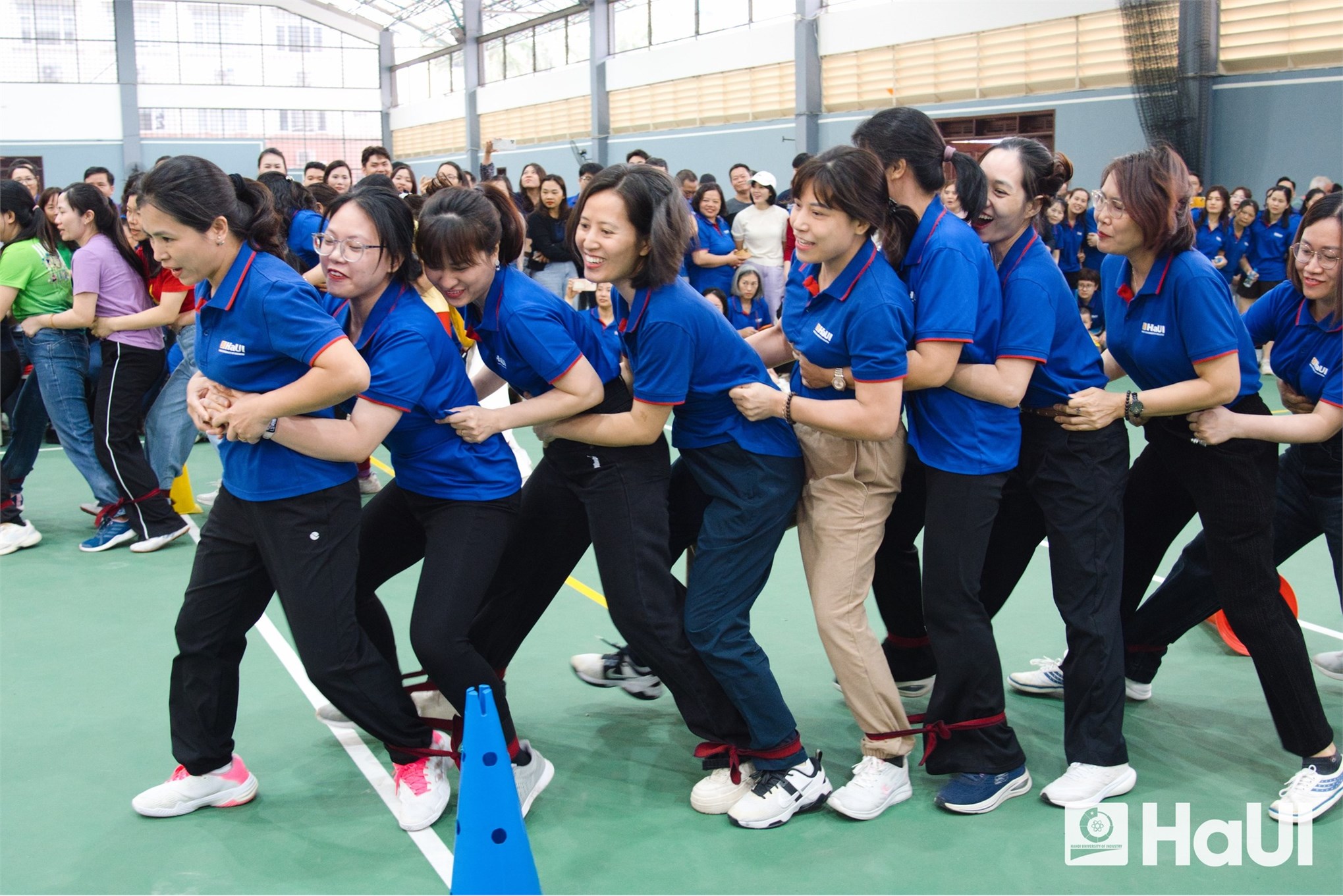 Liên quân SICT tham gia Hội thi “Vui hội dân gian – Gắn kết yêu thương” chào mừng 8/3