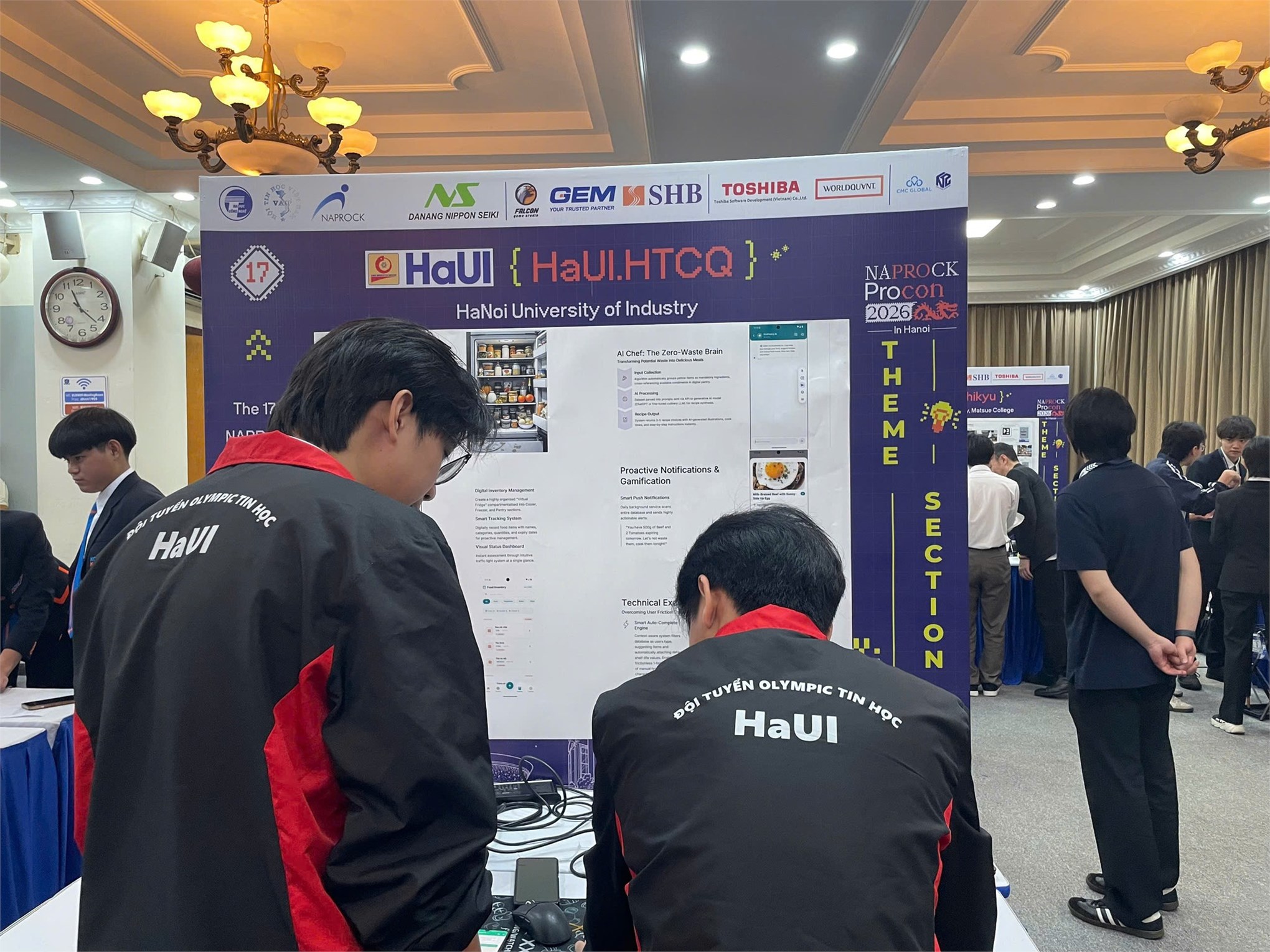 Sinh viên Trường Công nghệ Thông tin và Truyền thông tham gia sân chơi lập trình quốc tế NAPROCK PROCON 2026