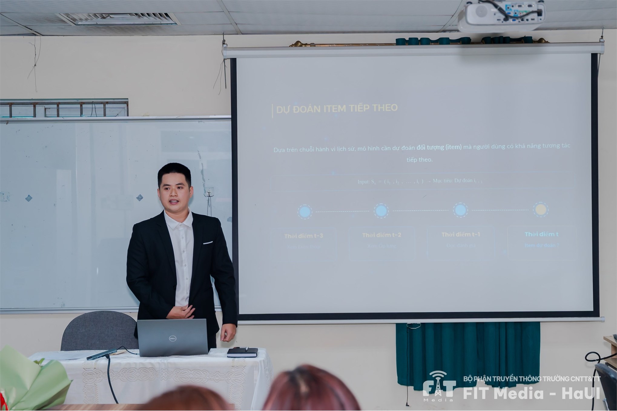 Hội đồng bảo vệ đề án tốt nghiệp thạc sĩ ngành Hệ thống thông tin