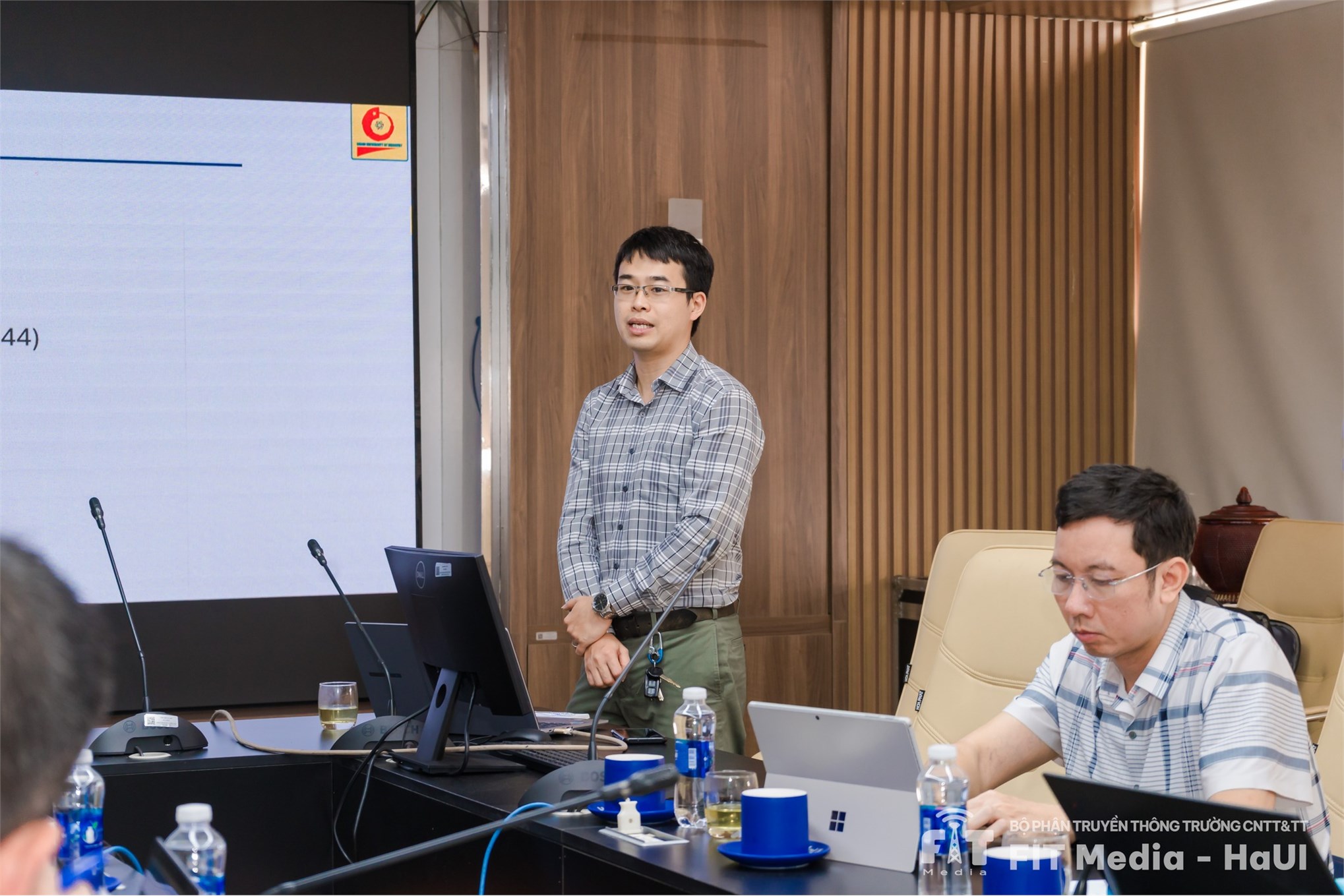 Tổ chức Hội đồng thẩm định giáo trình “Học máy”