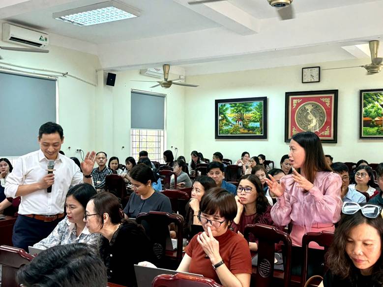 Tập huấn “Ứng dụng AI trong quản trị và dạy học” – Lan tỏa tri thức công nghệ tới giáo dục phổ thông