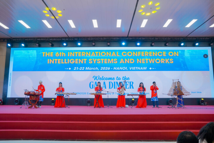 Sinh viên SICT–HaUI tự tin tỏa sáng tại Hội thảo quốc tế ICISN 2026