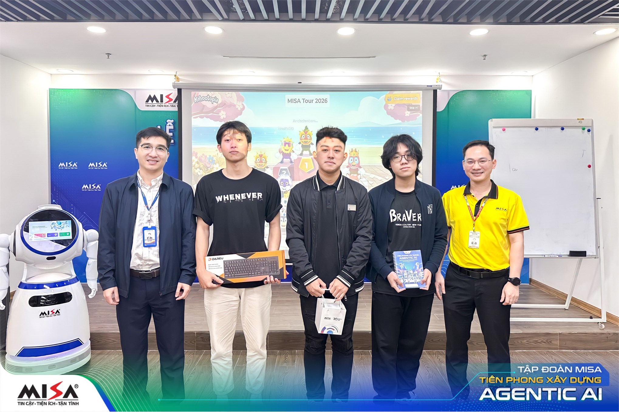 Sinh viên SICT – HaUI tham quan doanh nghiệp: Trải nghiệm thực tế tại Công ty Cổ phần MISA