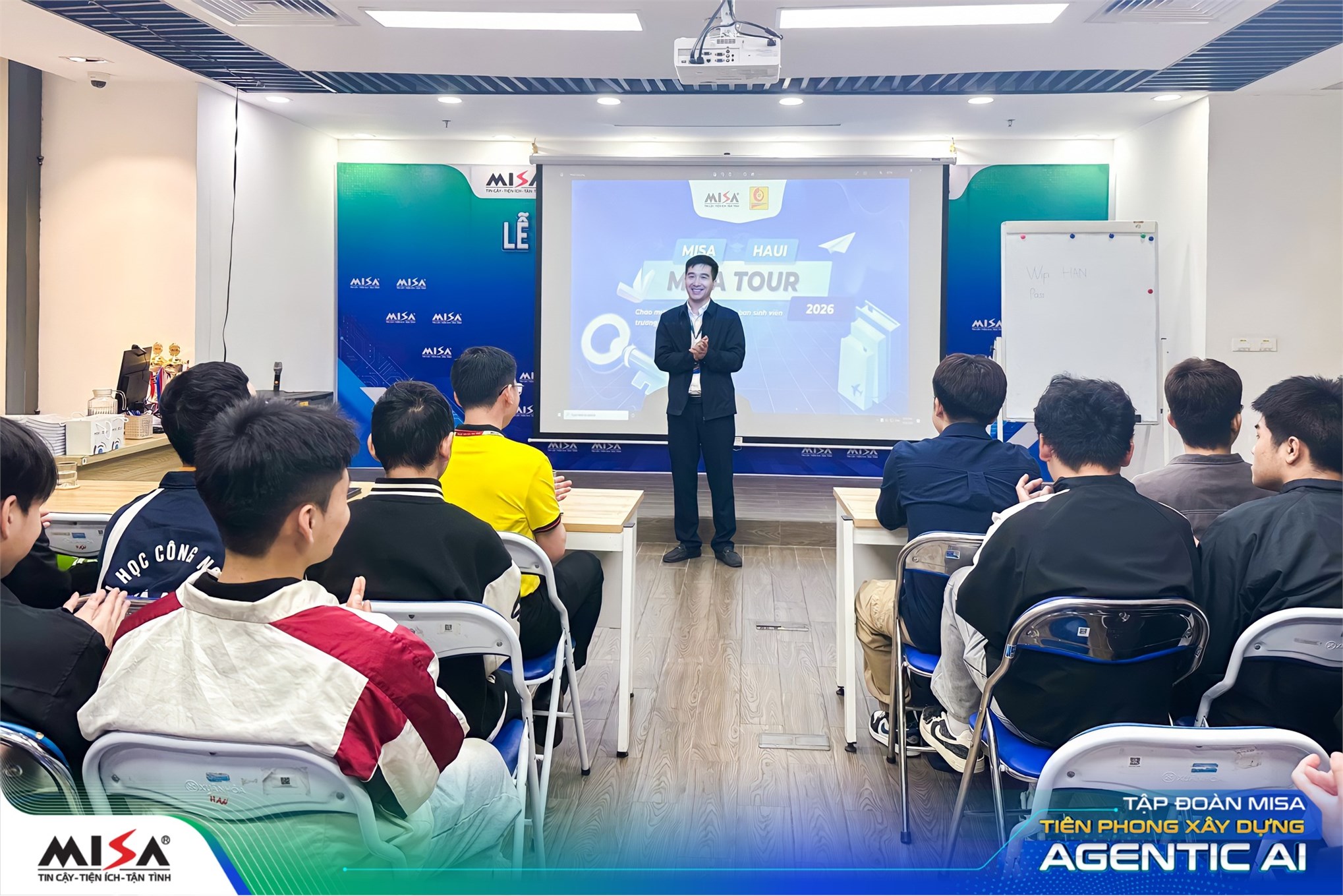 Sinh viên SICT – HaUI tham quan doanh nghiệp: Trải nghiệm thực tế tại Công ty Cổ phần MISA