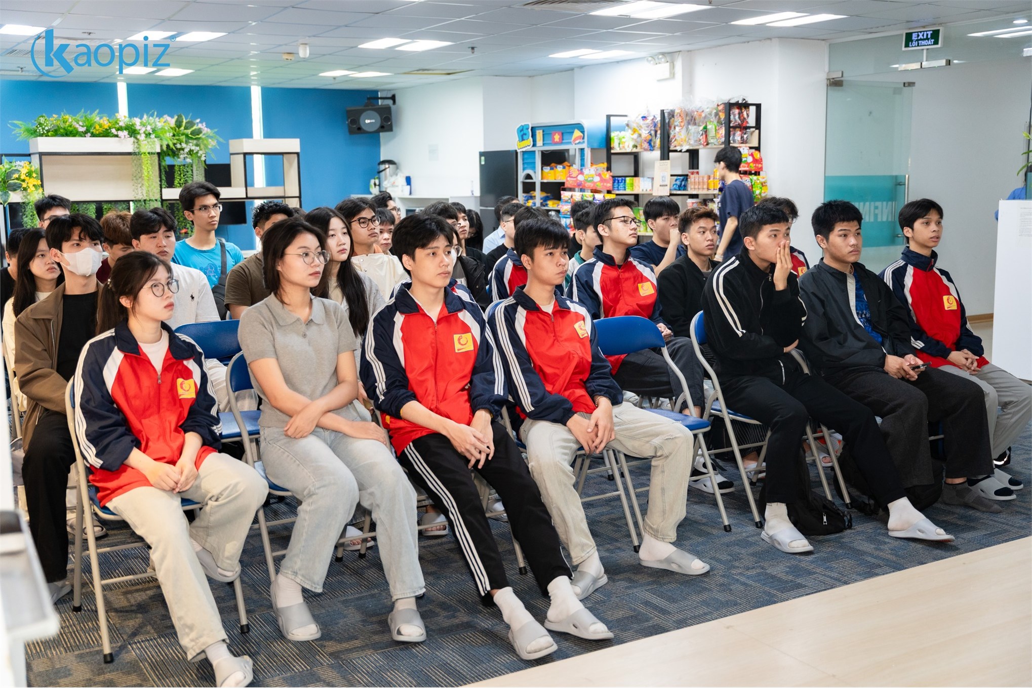 Sinh viên SICT – HaUI tham quan doanh nghiệp Kaopiz Holdings: Hành trình kết nối lý thuyết với thực tiễn