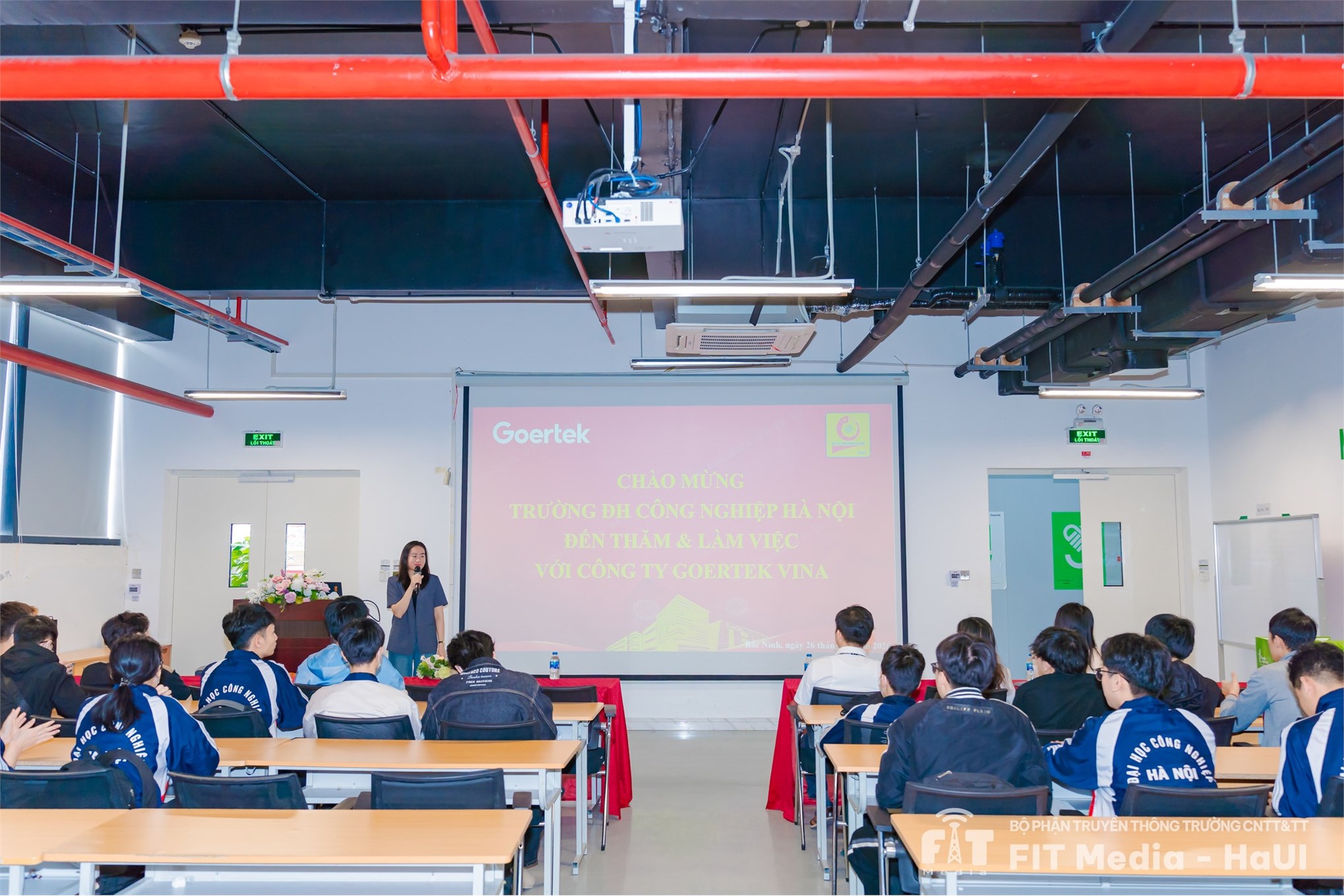 Sinh viên SICT trải nghiệm thực tế tại doanh nghiệp Goertek Việt Nam