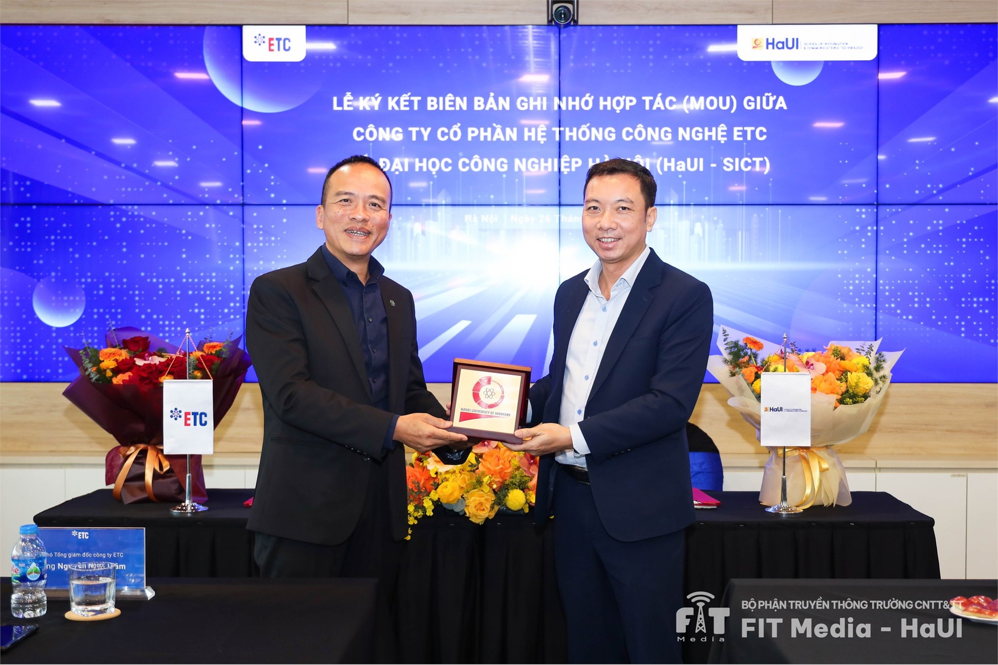 Lễ ký kết Biên bản ghi nhớ hợp tác (MOU) giữa Công ty Cổ phần Hệ thống Công nghệ ETC và Trường Công nghệ Thông tin và Truyền thông – Đại học Công nghiệp Hà Nội (SICT – HaUI)