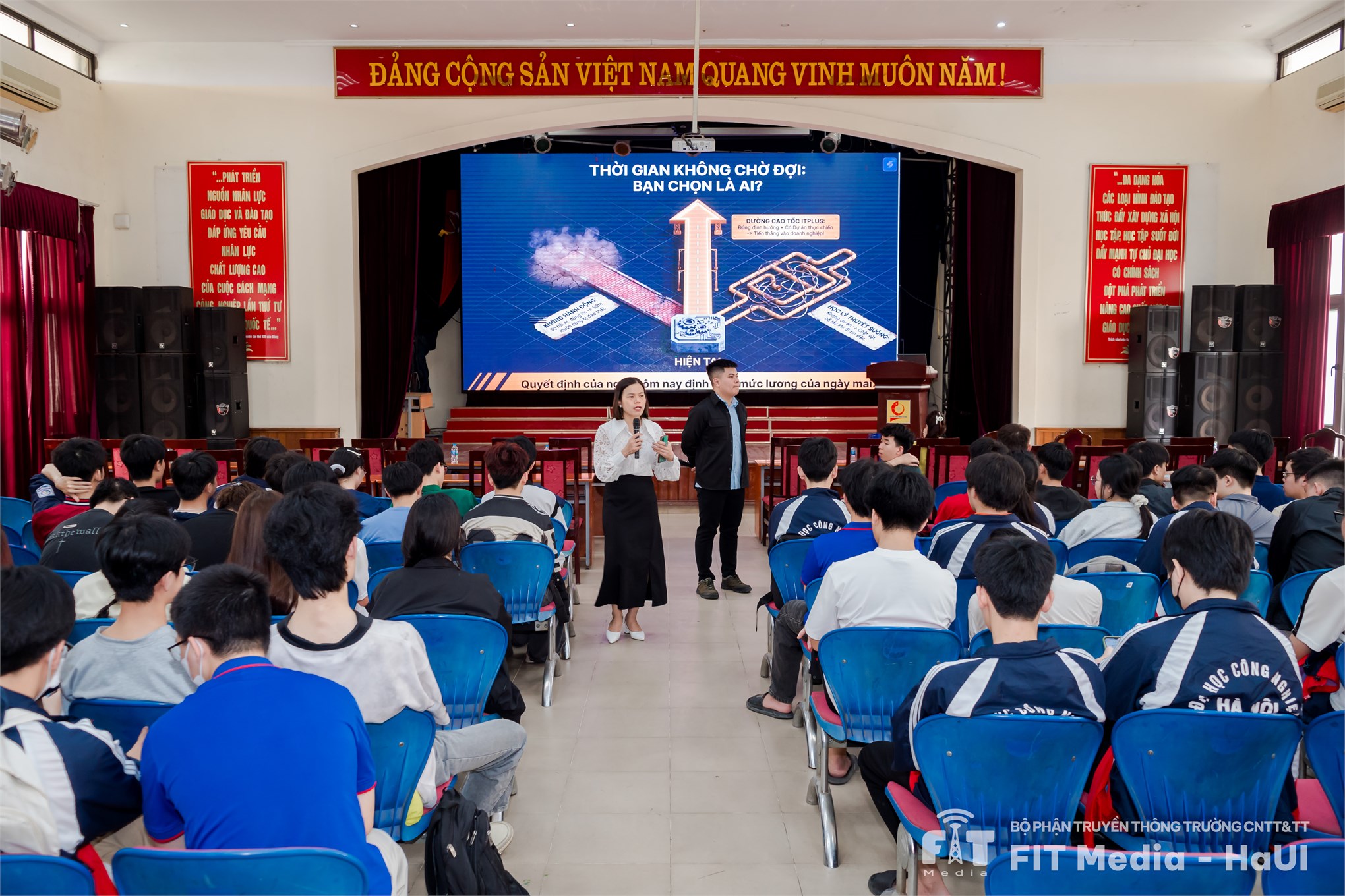 Giải mã “cơn sốt AI” – Nắm bắt cơ hội nghề nghiệp trong kỷ nguyên số