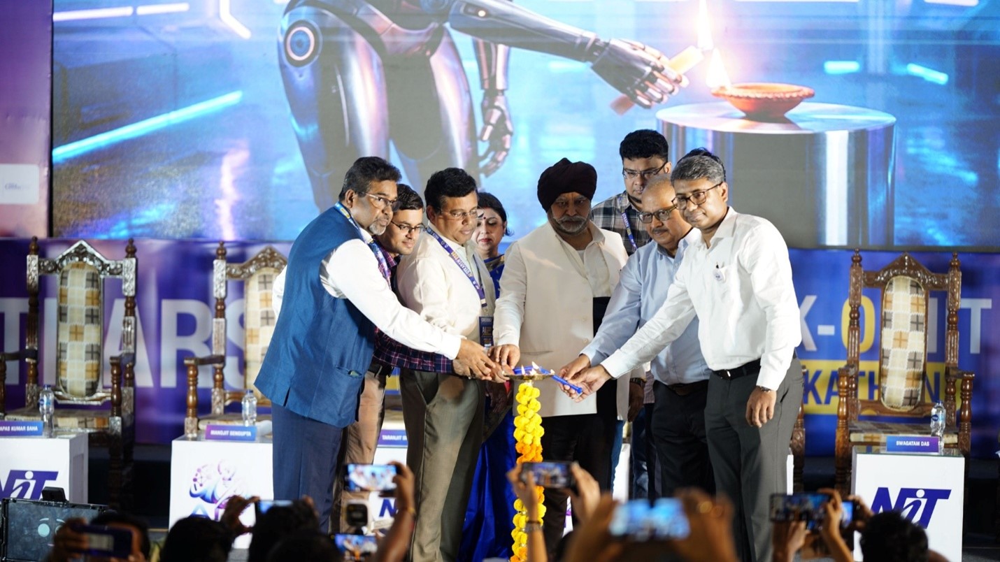 PGS.TS. Nguyễn Thị Kim Sơn cùng sinh viên Trường CNTT&TT, Đại học Công nghiệp Hà Nội tham dự và trình bày báo cáo trực tuyến tại Hội nghị quốc tế AI Utkarsh 2026 (Ấn Độ)