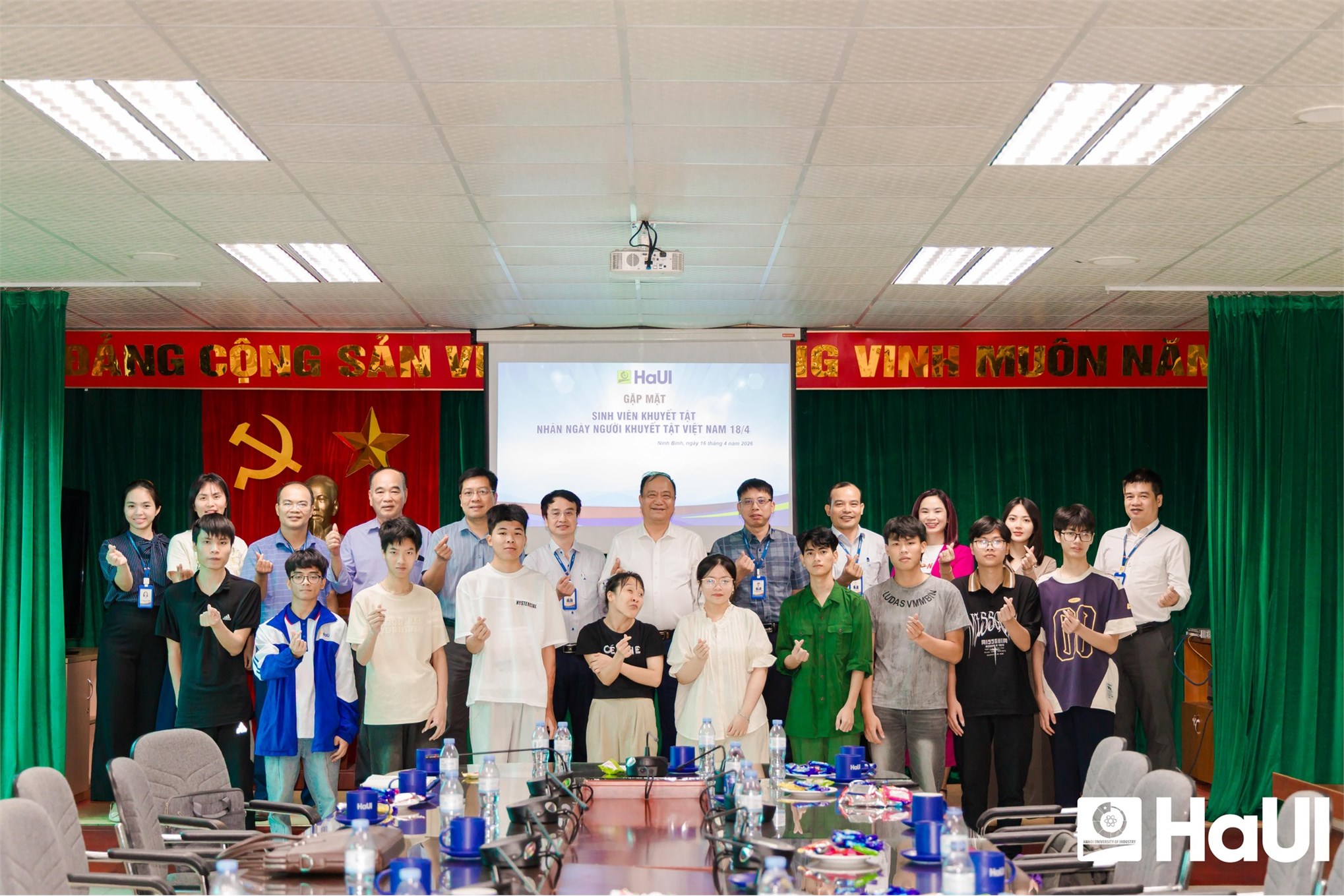 Lan tỏa giá trị nhân văn từ hoạt động thường niên hỗ trợ sinh viên khuyết tật tại Đại học Công nghiệp Hà Nội