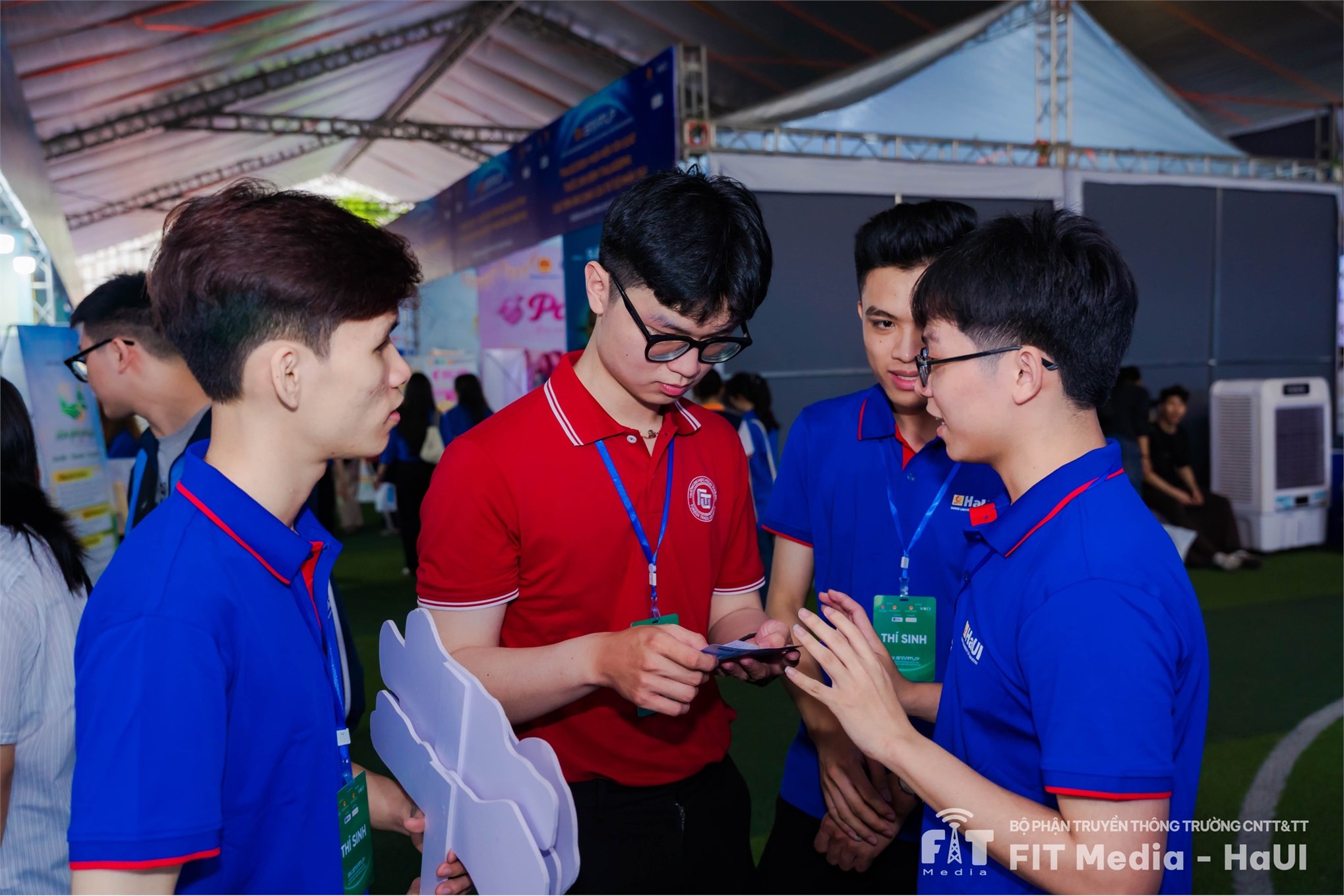 Chúc mừng đội thi HAutoML – Khẳng định dấu ấn sáng tạo của sinh viên Đại học Công nghiệp Hà Nội tại SV.STARTUP 2026