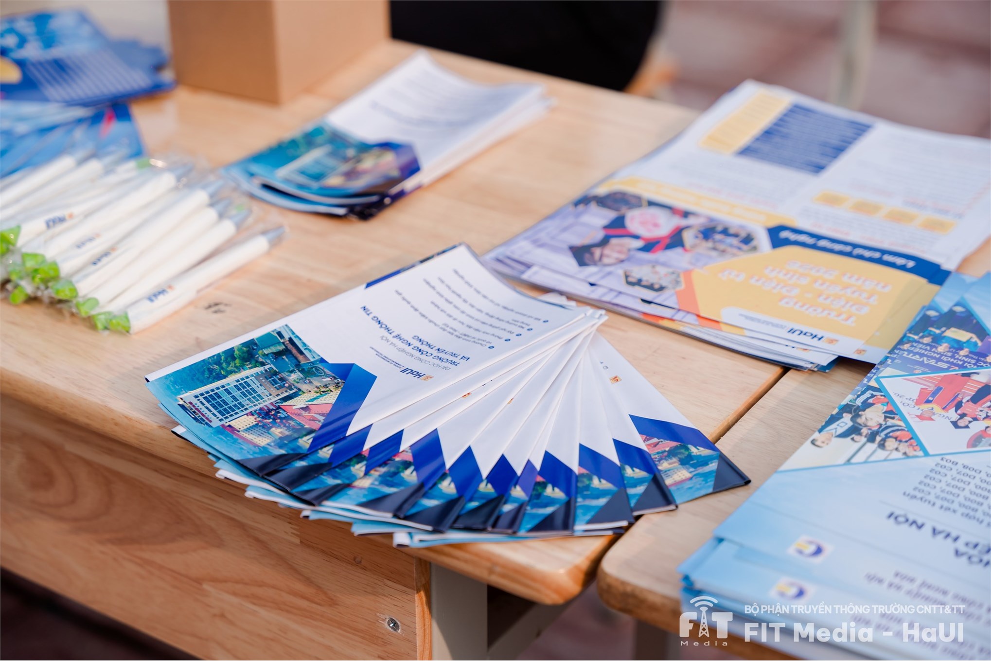 THPT Mỹ Đức B sôi động cùng hoạt động tư vấn tuyển sinh 2026 của Trường Công nghệ Thông tin và Truyền thông – Đại học Công nghiệp Hà Nội