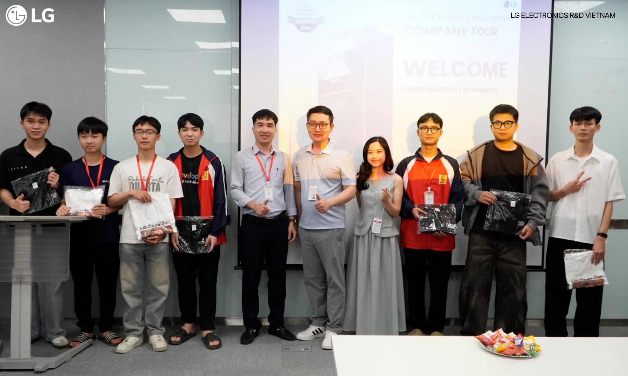 Sinh viên SICT–HaUI tham quan doanh nghiệp – mở rộng tầm nhìn công nghệ cùng LG Electronics R&D Việt Nam