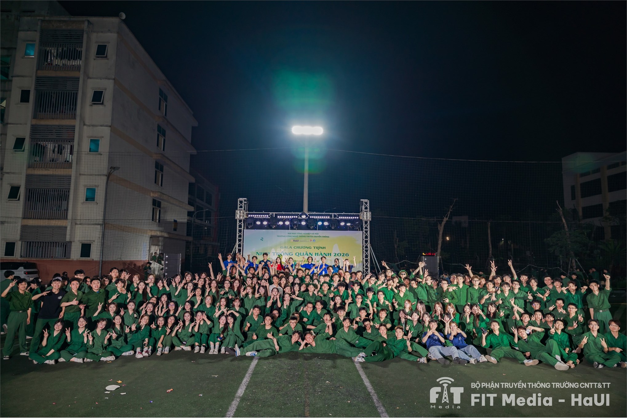 Nhịp trống quân hành 2026 – dấu ấn đẹp trong hành trình tuổi trẻ sinh viên Trường Công nghệ Thông tin và Truyền thông, Đại học Công nghiệp Hà Nội