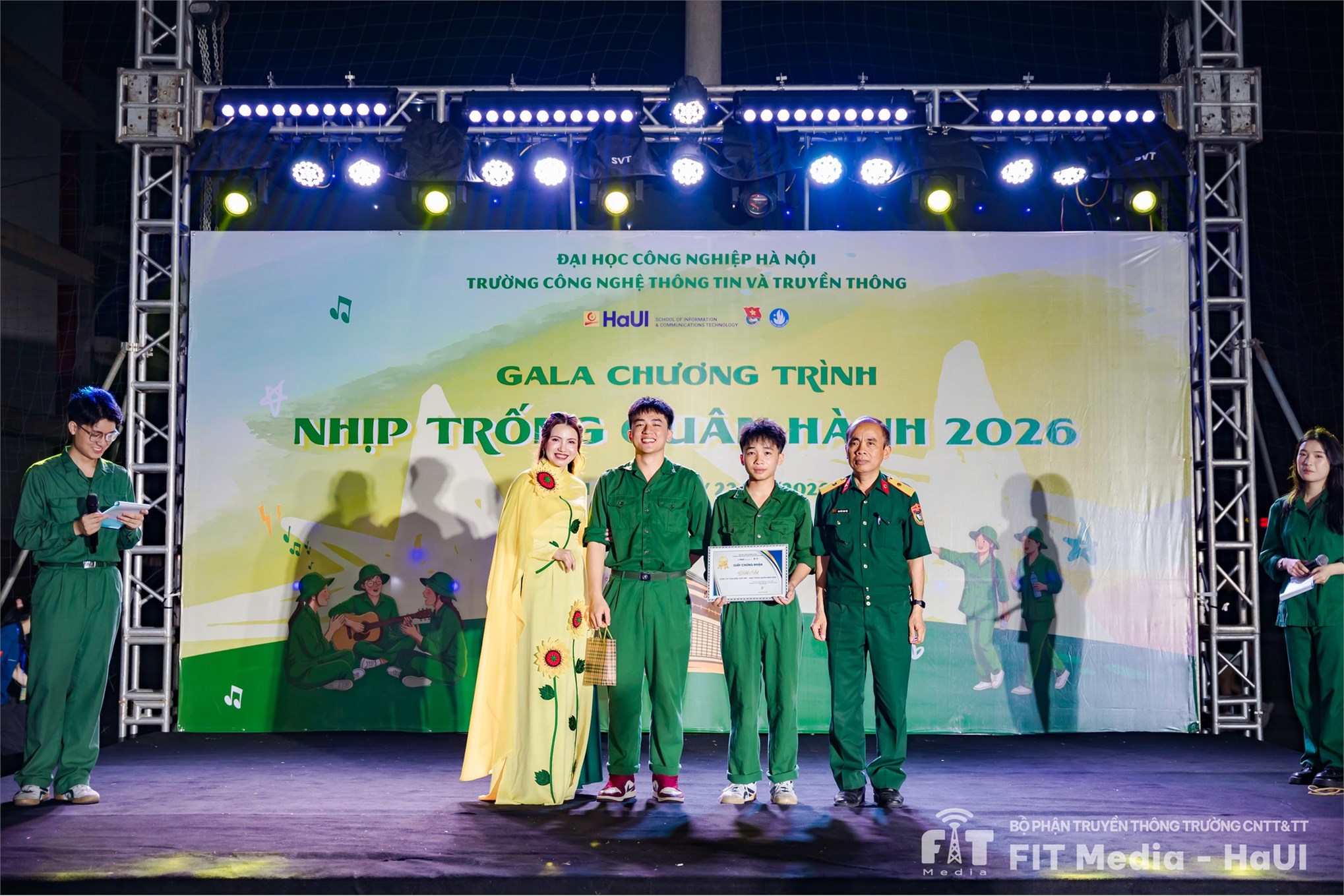 Nhịp trống quân hành 2026 – dấu ấn đẹp trong hành trình tuổi trẻ sinh viên Trường Công nghệ Thông tin và Truyền thông, Đại học Công nghiệp Hà Nội