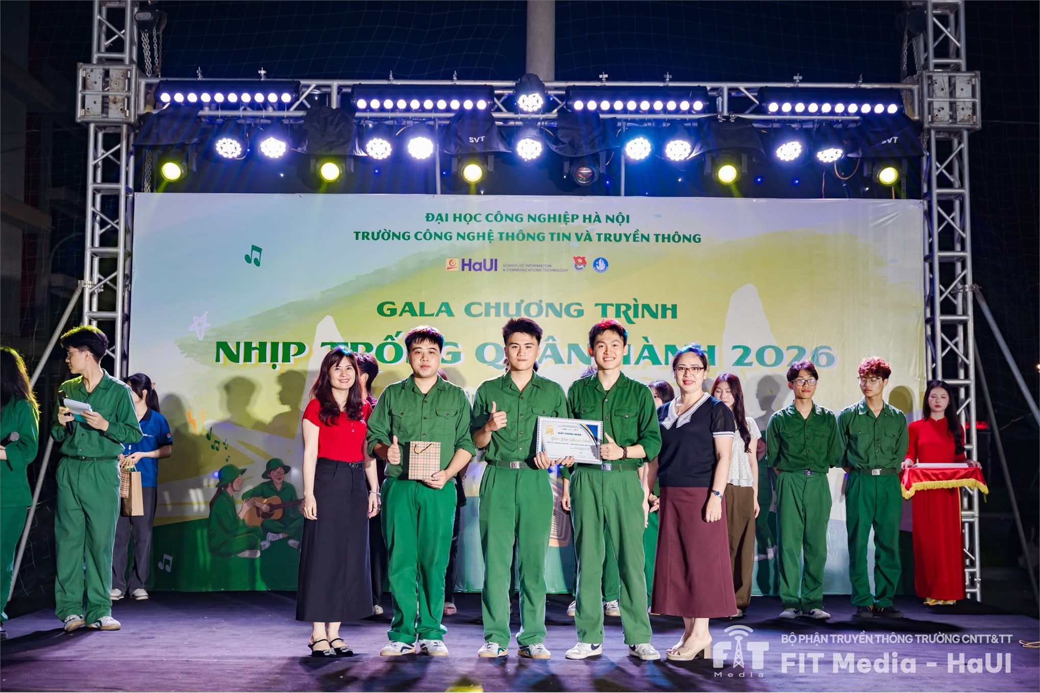 Nhịp trống quân hành 2026 – dấu ấn đẹp trong hành trình tuổi trẻ sinh viên Trường Công nghệ Thông tin và Truyền thông, Đại học Công nghiệp Hà Nội