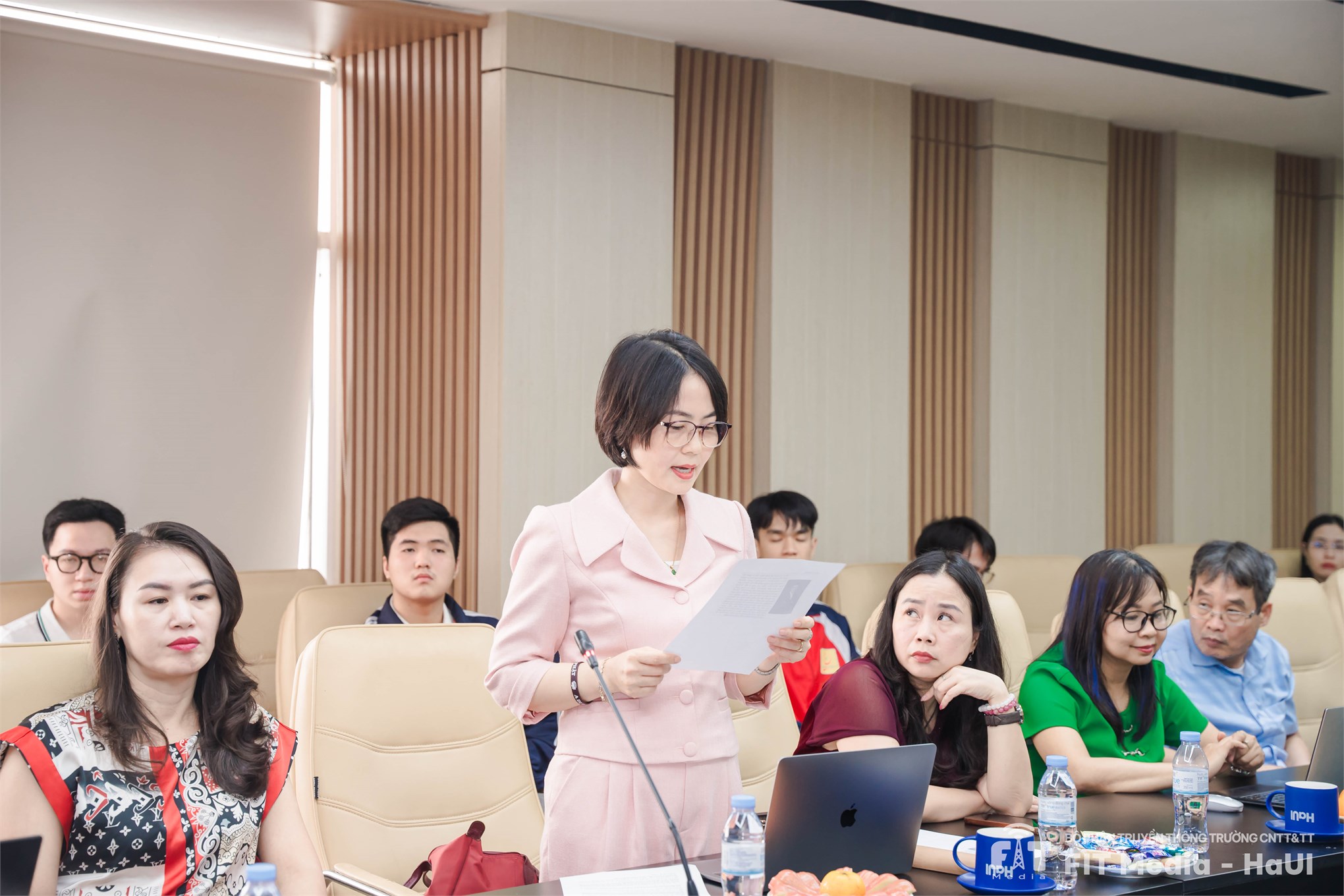 Hội thảo khoa học “Trí tuệ nhân tạo và ứng dụng trong công nghiệp” - Thúc đẩy nghiên cứu và ứng dụng hệ thống tự hành trong môi trường phức tạp