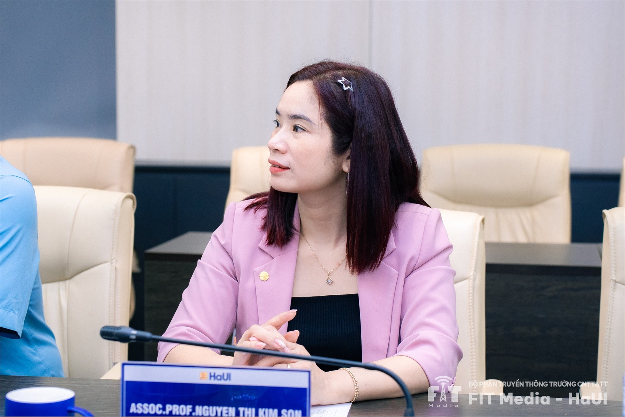 Trường CNTT và Truyền thông thúc đẩy hợp tác nghiên cứu quốc tế cùng Đại học Portsmouth (Anh Quốc)