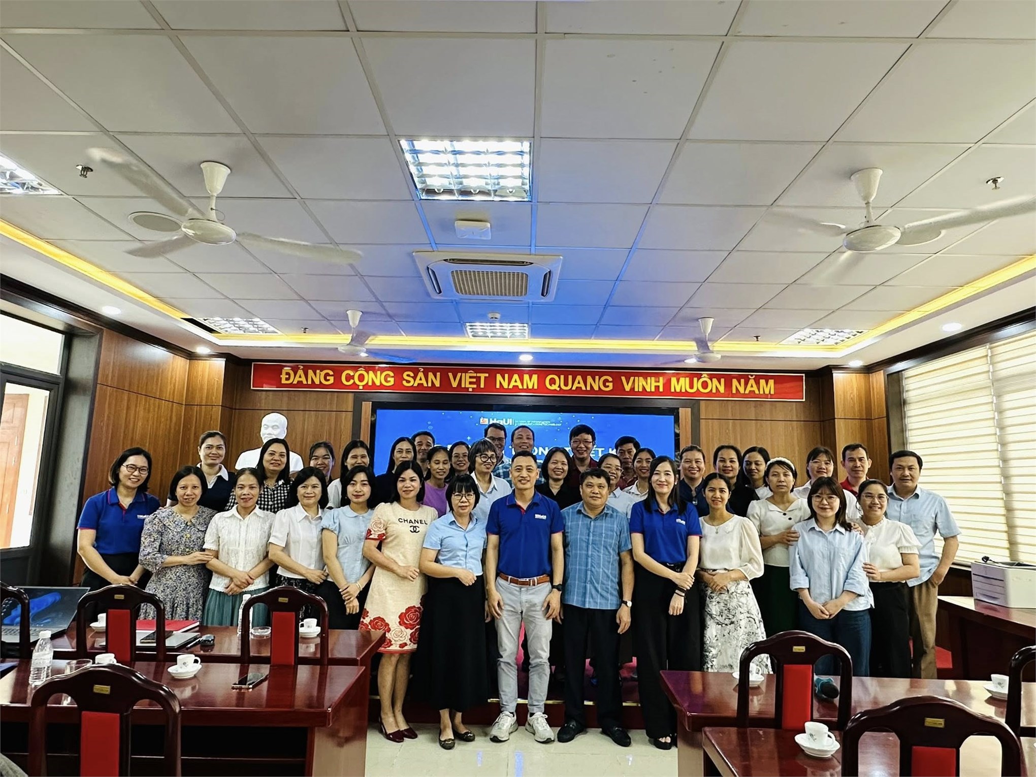 SICT đồng hành cùng Trường THPT Chuyên Hùng Vương thúc đẩy ứng dụng AI trong giáo dục