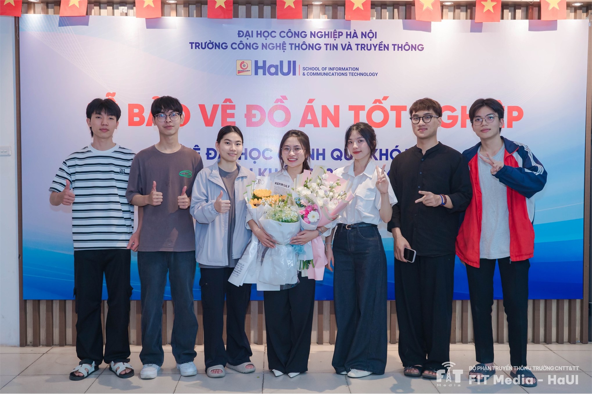 Khép lại thanh xuân giảng đường qua lễ bảo vệ đồ án tốt nghiệp 2026 của sinh viên SICT – HaUI