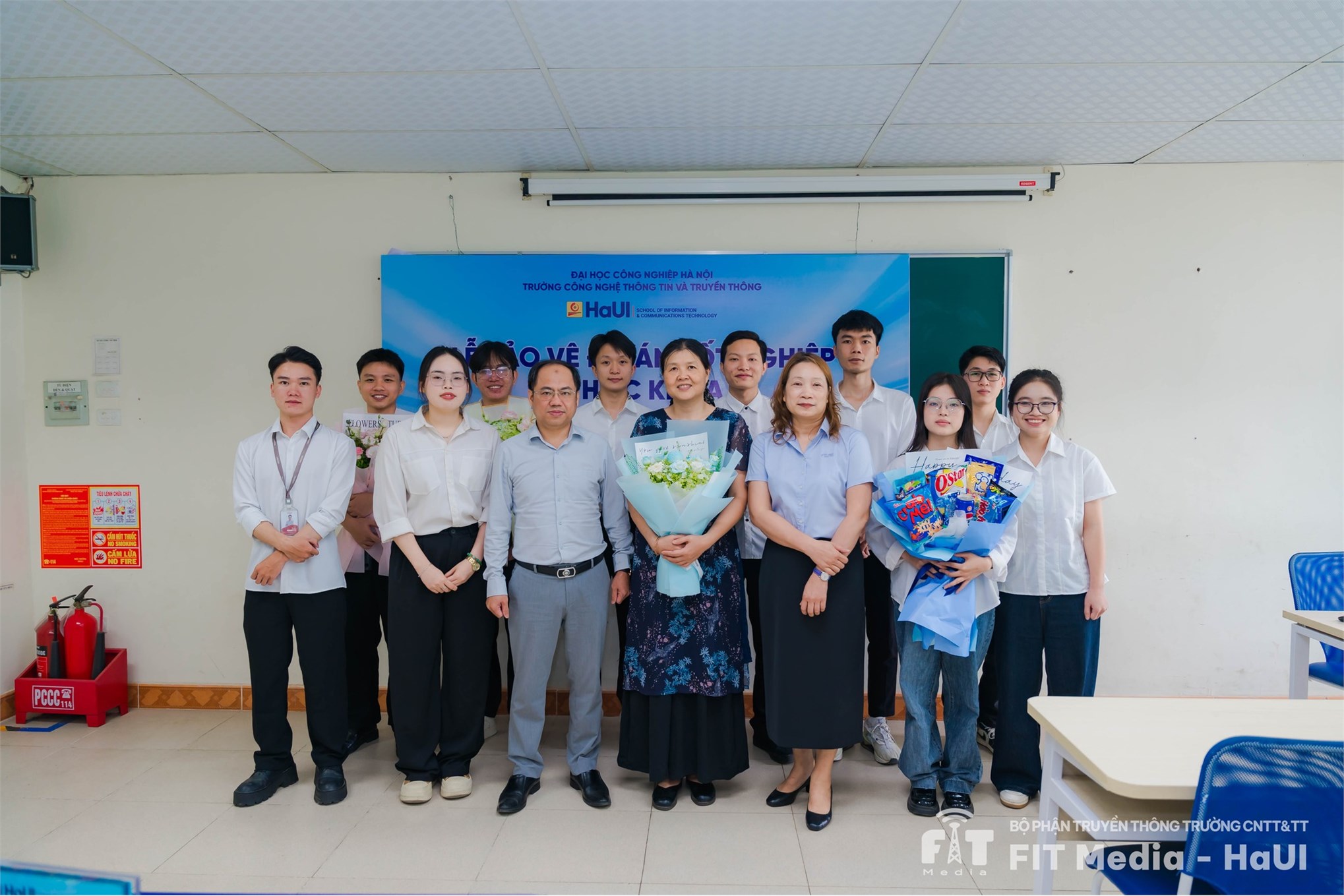 Khép lại thanh xuân giảng đường qua lễ bảo vệ đồ án tốt nghiệp 2026 của sinh viên SICT – HaUI