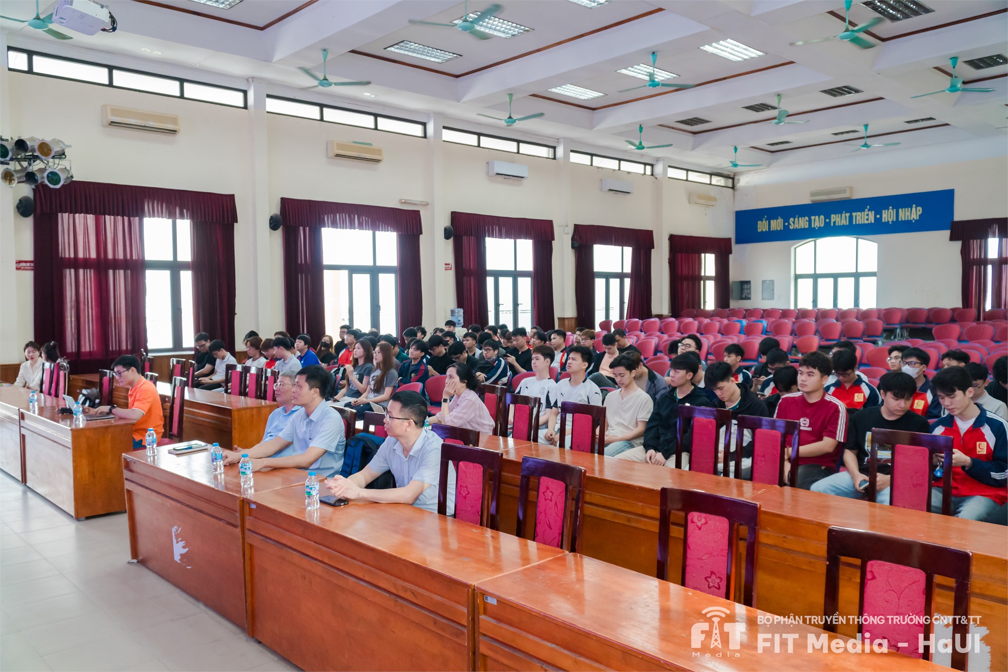 Kết nối doanh nghiệp – Nâng cao chất lượng đào tạo cùng chuyên gia FPT Software