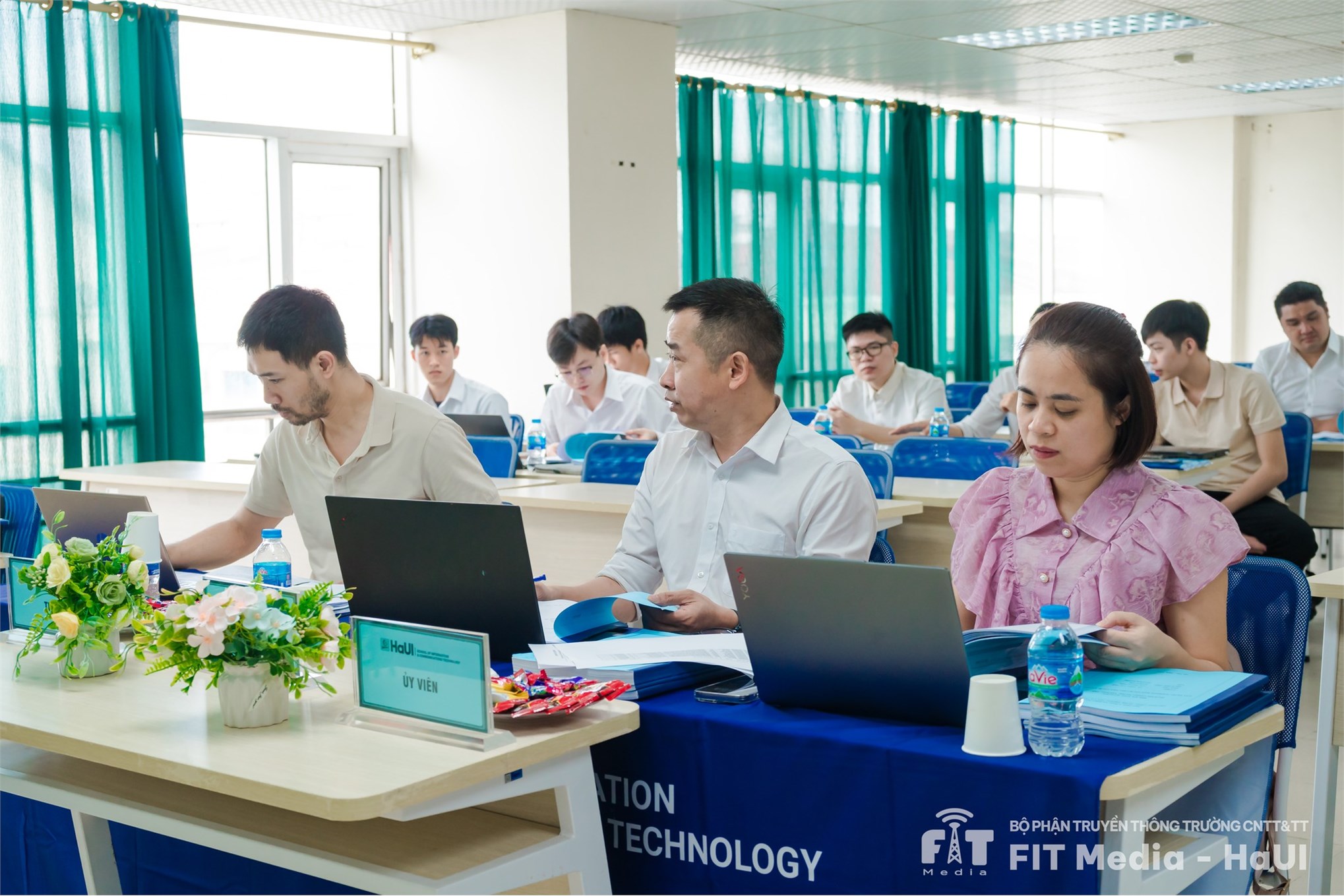 Tiếp tục hành trình bảo vệ đồ án tốt nghiệp của sinh viên SICT – HaUI