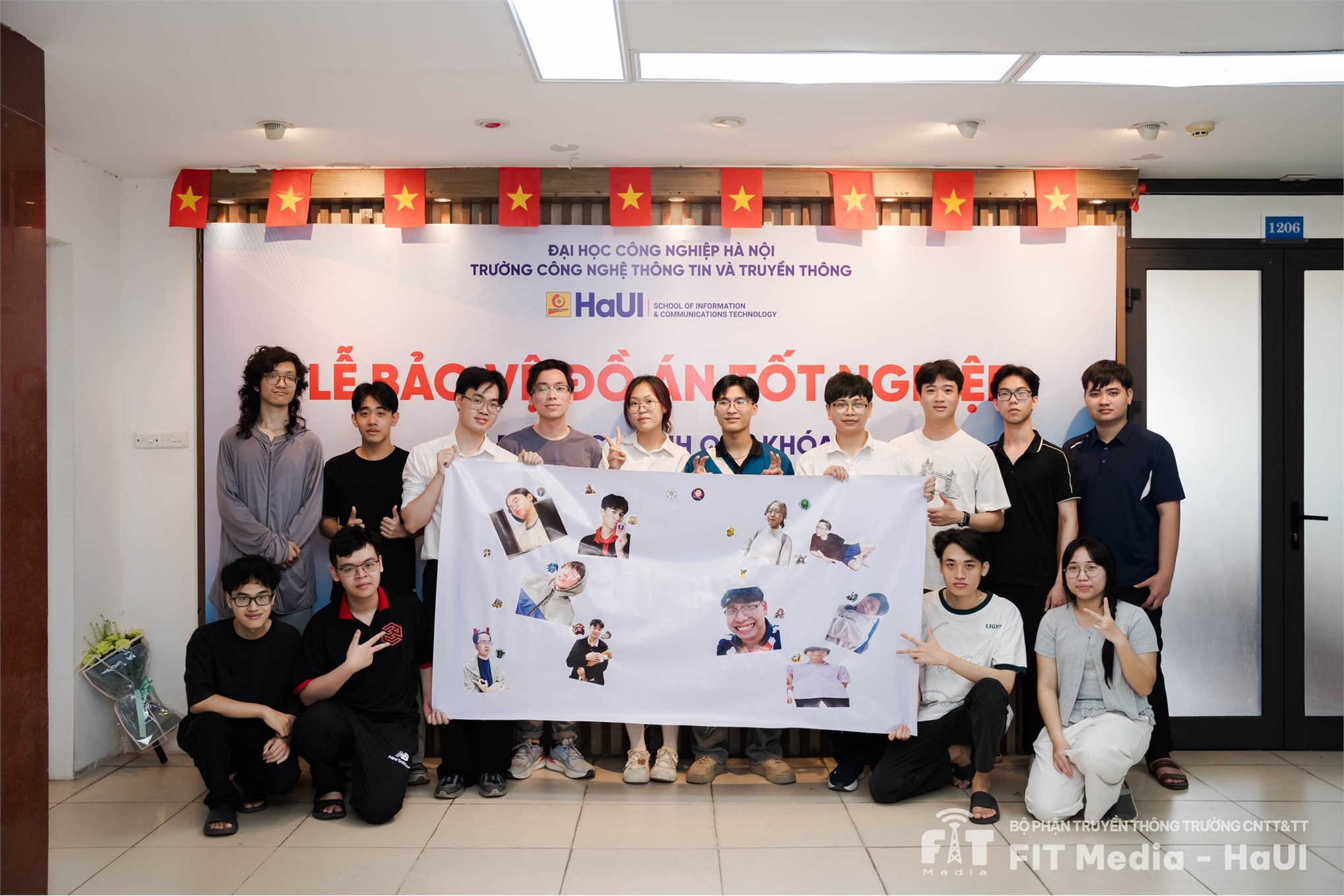 Khóa sinh viên đầu tiên ngành Công nghệ đa phương tiện hoàn thành bảo vệ đồ án tốt nghiệp