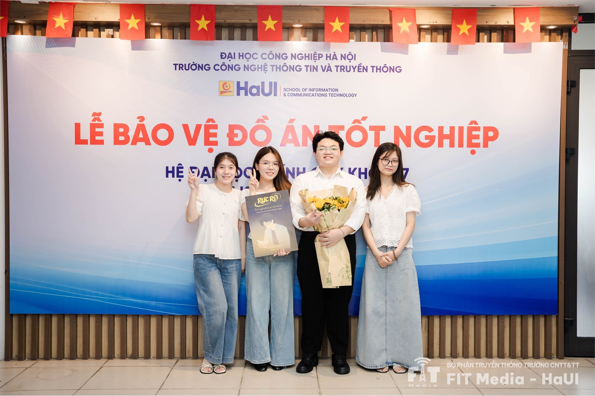 Khóa sinh viên đầu tiên ngành Công nghệ đa phương tiện hoàn thành bảo vệ đồ án tốt nghiệp