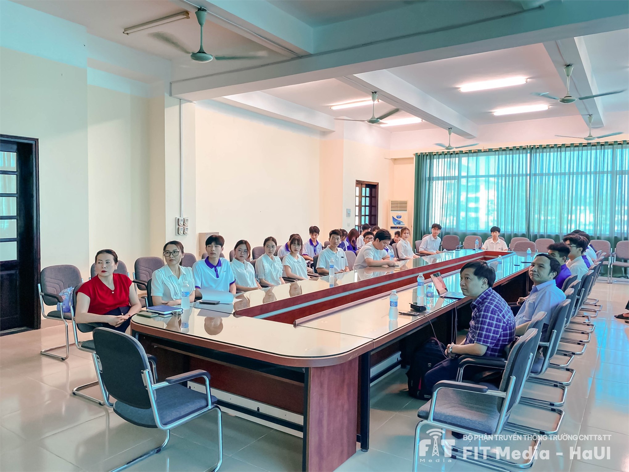 Trường Công nghệ thông tin và Truyền thông tổ chức Hội nghị Lớp trưởng, Bí thư Chi đoàn học kỳ 2 năm học 2025 – 2026
