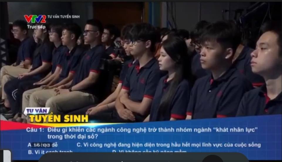 Trường Công nghệ thông tin và Truyền thông – Đại học Công nghiệp Hà Nội tham gia tư vấn tuyển sinh trên sóng VTV2