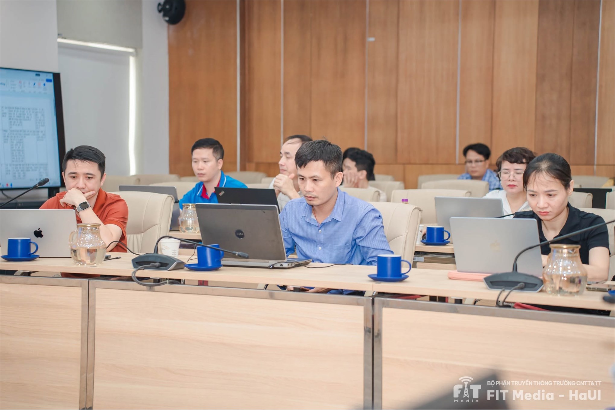 Trường Công nghệ Thông tin và Truyền thông đồng hành cùng Đại học Công nghiệp Hà Nội trong tập huấn ứng dụng trí tuệ nhân tạo trong thiết kế bài giảng và tổ chức dạy – học