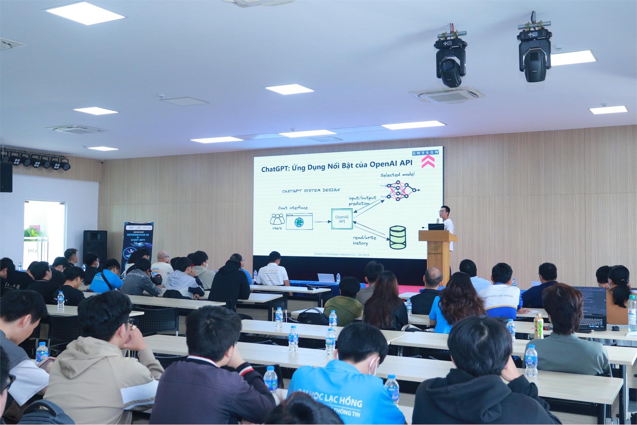 Recap Workshop 03: Tư duy Pitching thuyết phục và ứng dụng AI trong tối ưu hóa trải nghiệm, kiểm chứng sản phẩm