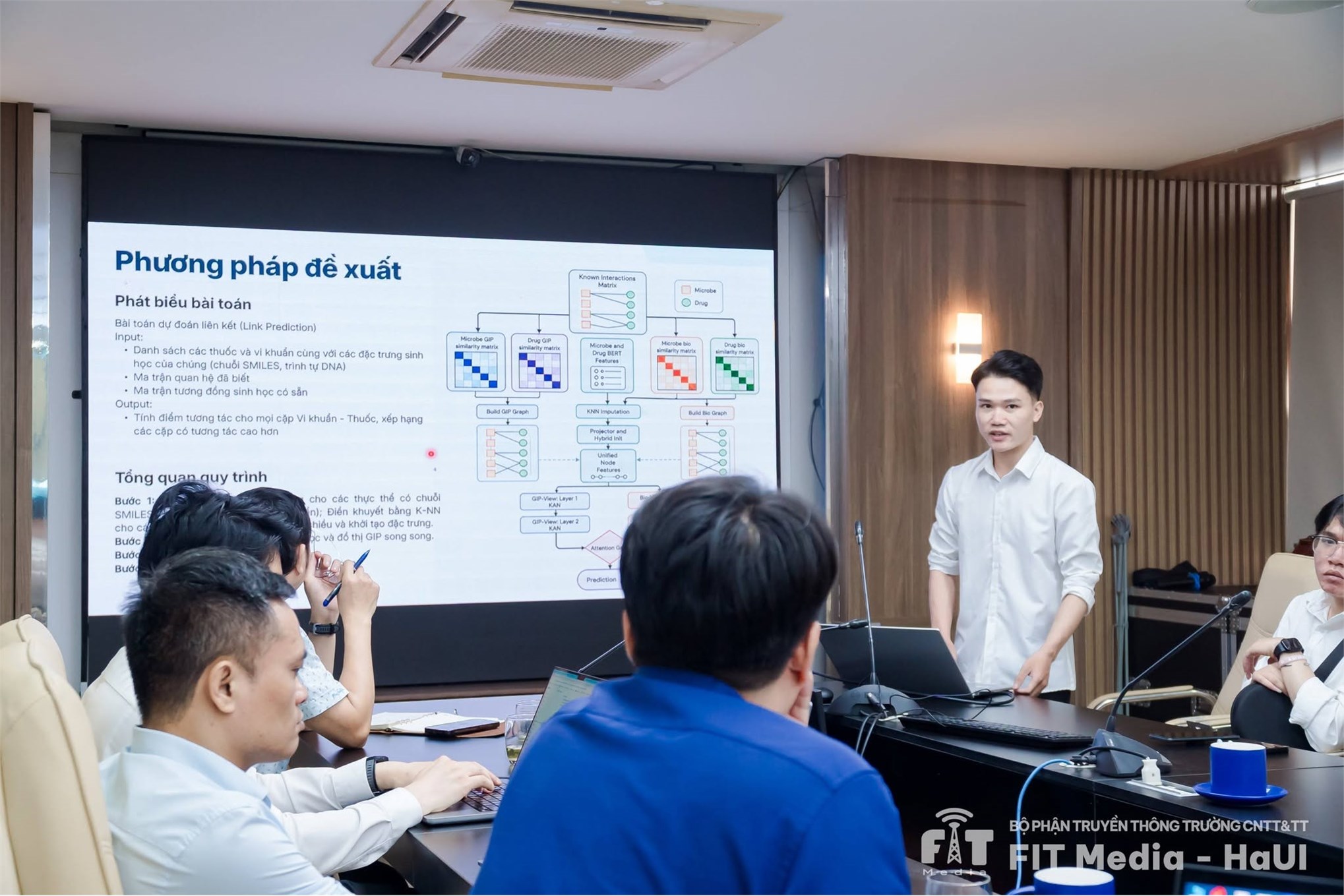 Trường Công nghệ Thông tin và Truyền thông tổ chức nghiệm thu đề tài Sinh viên Nghiên cứu khoa học năm học 2025–2026 lĩnh vực Khoa học máy tính