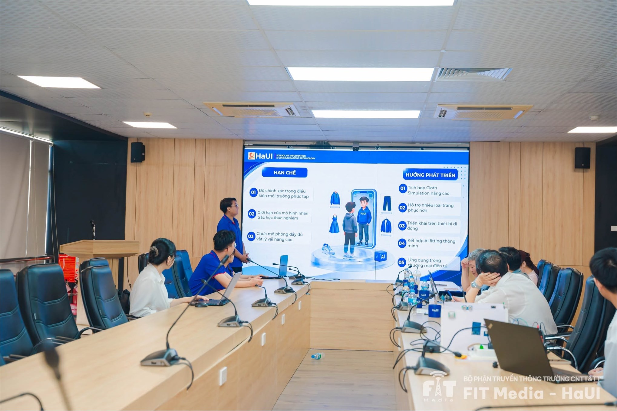 Trường Công nghệ Thông tin và Truyền thông tổ chức nghiệm thu đề tài Sinh viên Nghiên cứu khoa học năm học 2025–2026 lĩnh vực Công nghệ thông tin