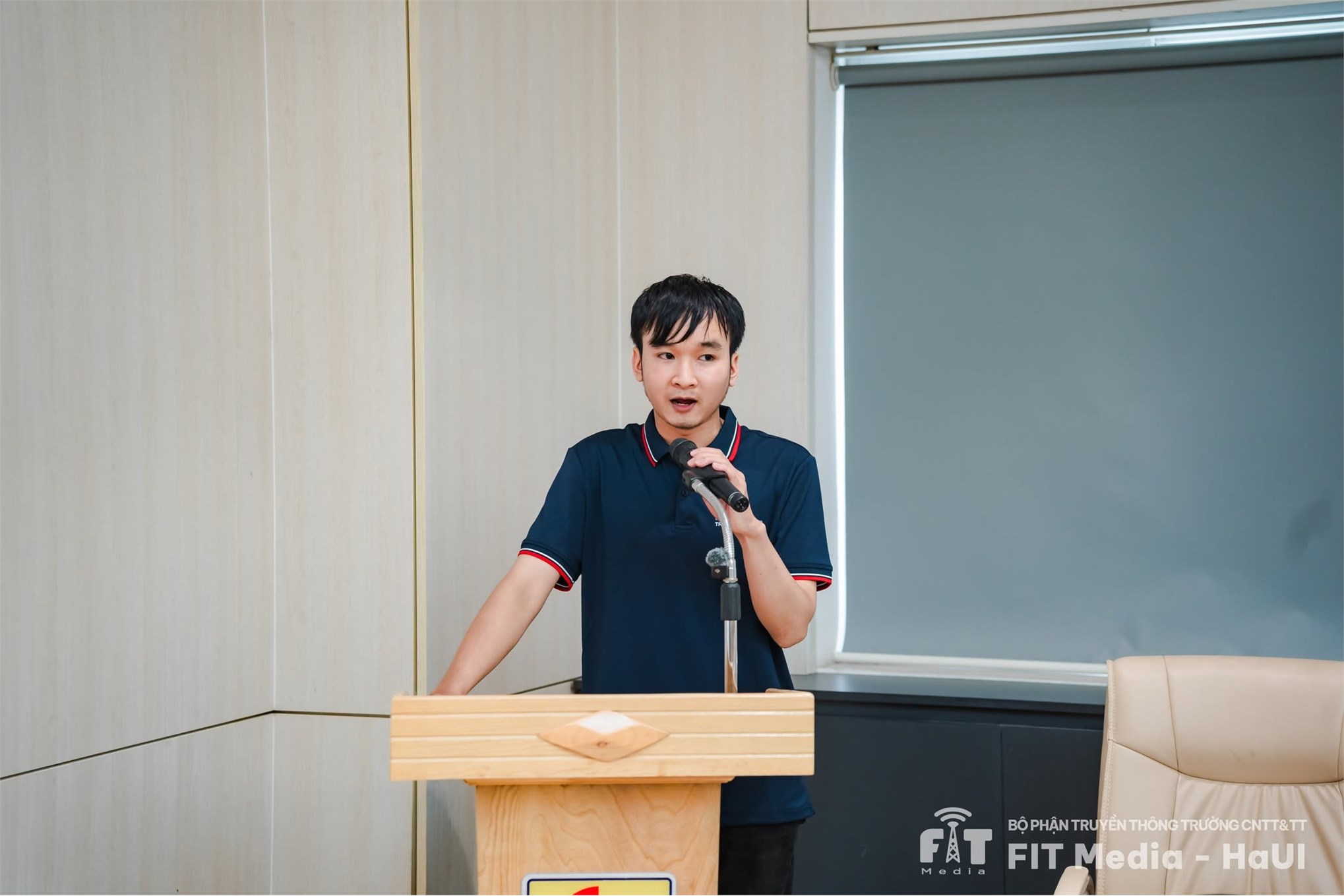 Chúc mừng các đội thi Trường CNTT và Truyền thông vào Chung kết DECIC 2026