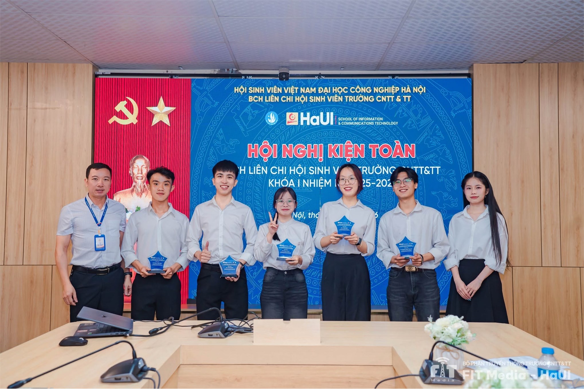 Hội nghị kiện toàn Ban Chấp hành Liên chi Hội Sinh viên Trường CNTT&Truyền thông khóa I, nhiệm kỳ 2025 – 2028 thành công tốt đẹp