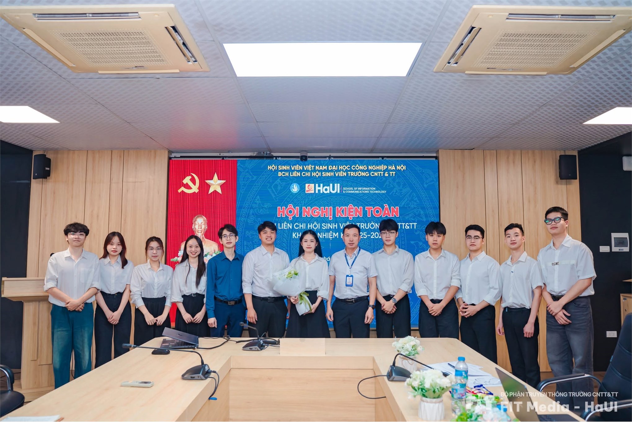 Hội nghị kiện toàn Ban Chấp hành Liên chi Hội Sinh viên Trường CNTT&Truyền thông khóa I, nhiệm kỳ 2025 – 2028 thành công tốt đẹp