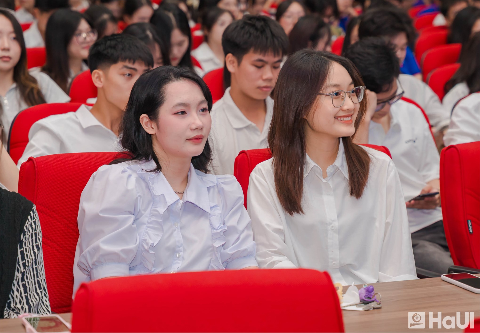 Sinh viên Trường Công nghệ Thông tin và Truyền thông khẳng định năng lực nghiên cứu khoa học, đổi mới sáng tạo tại HaUI