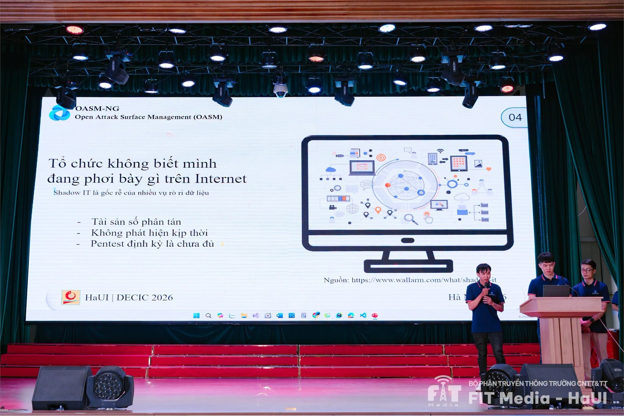 Sinh viên Trường Công nghệ Thông tin và Truyền thông ghi dấu ấn tại Chung kết Digital Era Creative Innovation Competition 2026