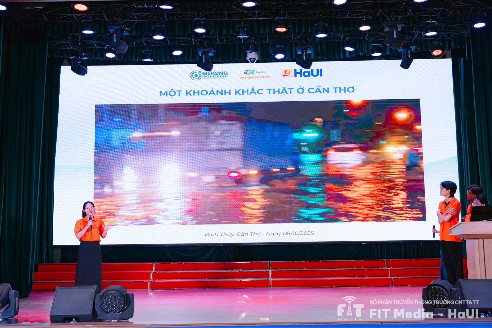 Sinh viên Trường Công nghệ Thông tin và Truyền thông ghi dấu ấn tại Chung kết Digital Era Creative Innovation Competition 2026