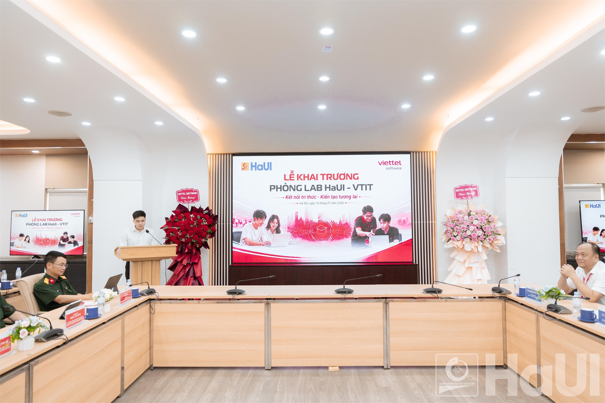 Khai trương Phòng Lab HaUI - VTIT: Dấu mốc mới trong hợp tác đào tạo nguồn nhân lực công nghệ giữa Đại học Công nghiệp Hà Nội và Viettel Software