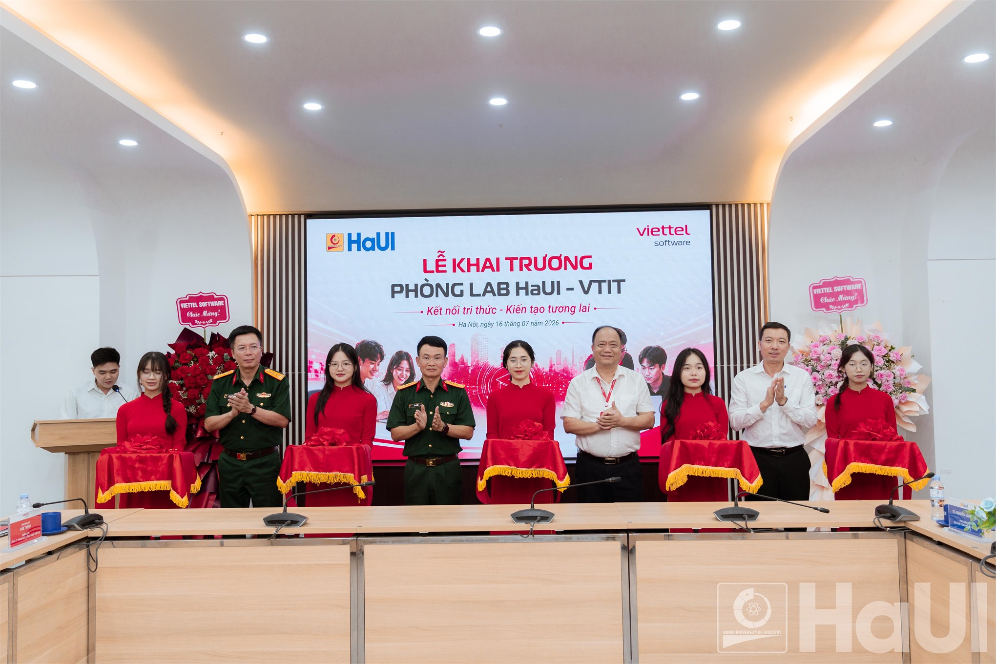Khai trương Phòng Lab HaUI - VTIT: Dấu mốc mới trong hợp tác đào tạo nguồn nhân lực công nghệ giữa Đại học Công nghiệp Hà Nội và Viettel Software