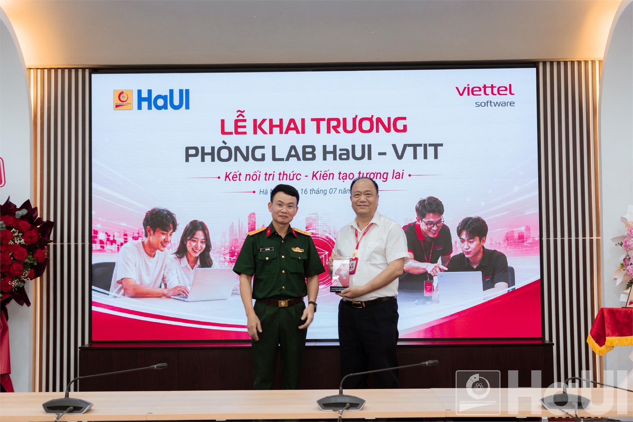 Khai trương Phòng Lab HaUI - VTIT: Dấu mốc mới trong hợp tác đào tạo nguồn nhân lực công nghệ giữa Đại học Công nghiệp Hà Nội và Viettel Software